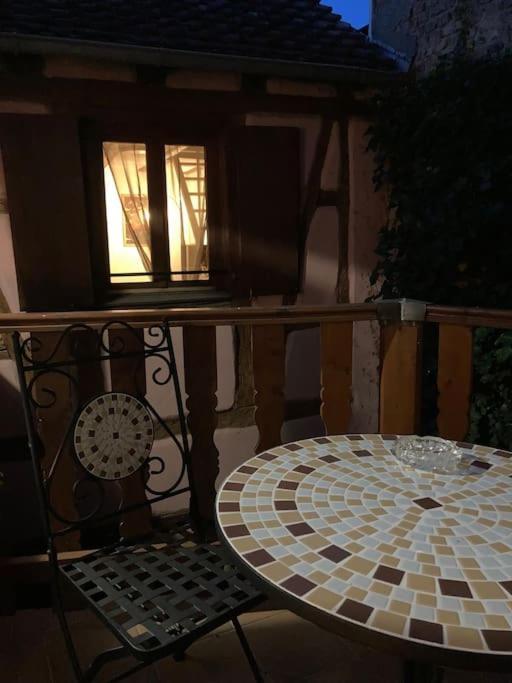 Apartamento La Sorciere In A Typical Alsatian House Rouffach Exterior foto